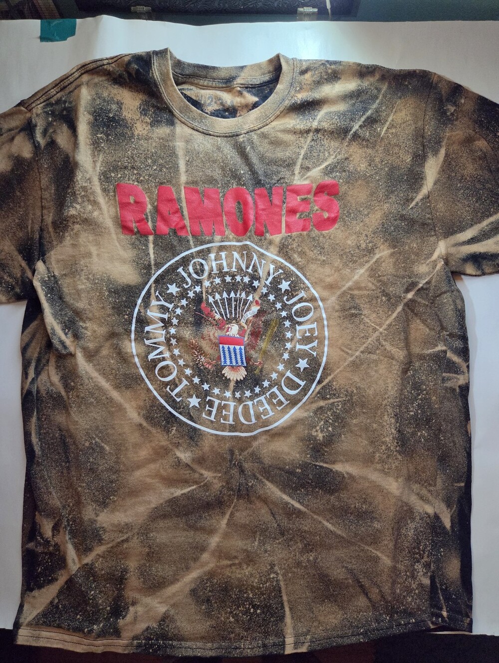 Ramones Bleaches tee new